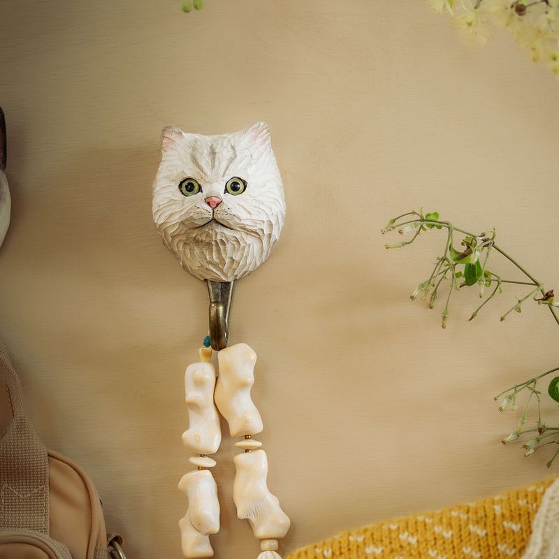 Håndspikket Knagg  Perserkatt 