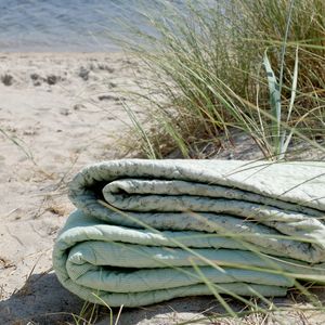 Hovedbilde Aix Quilt m. blomster L180/B130 cm Verte og ...